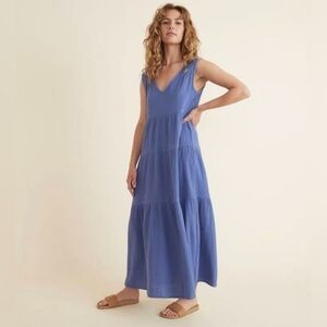 Elegant Blue Maxi Dress